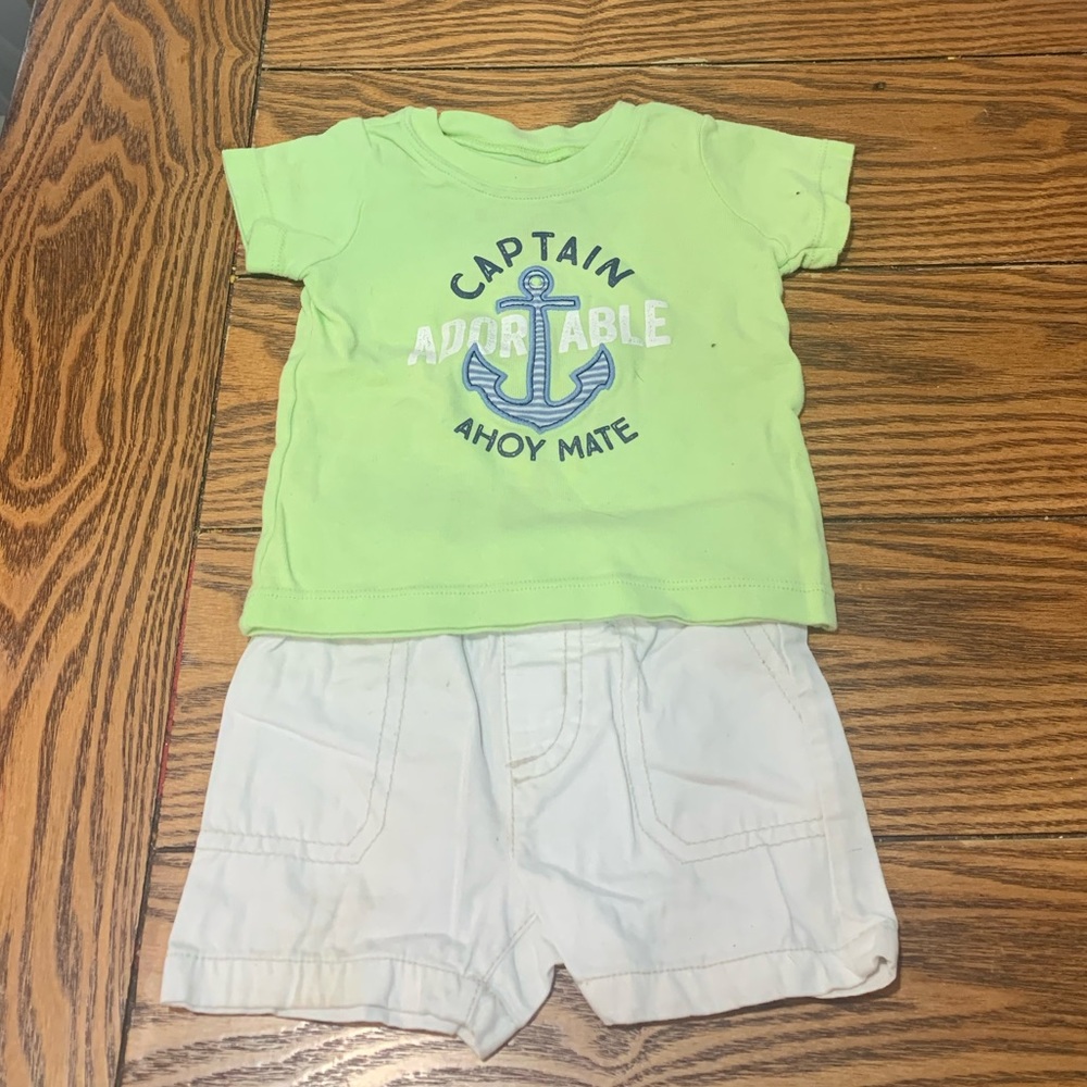 Captain adorable T-shirt and matching shorts